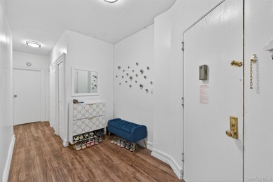 Move-in ready and tastefully renovated, 941 Jerome Ave #5B is a - photo 12