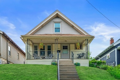 Charming & Affordable 3 Bed 1 Bath Home in Heart of Bay View - photo 1