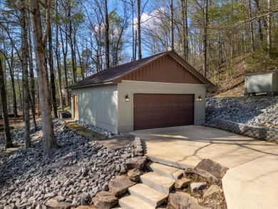 Gorgeous drive leading to your peaceful getaway! .9 acres - photo 23
