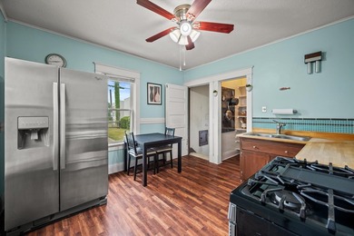 Charming & Affordable 3 Bed 1 Bath Home in Heart of Bay View - photo 6