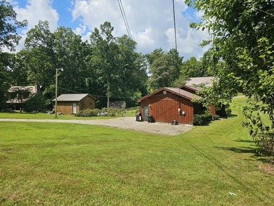 Welcome to 11 Pretty Ridge Road. Looking for a peaceful retreat - photo 33