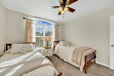 ***MOTIVATED SELLERS*** -Freshly painted decks. Top deck and - photo 40