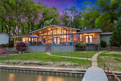 Furnished one story home on 2 open water lots with approx. 120 - Lake Home For Sale in Tool, Texas