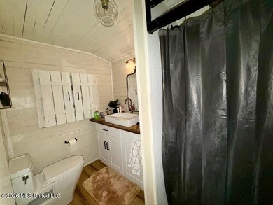 Scenic Ranch-Style Retreat on 16.5 Acres with Pond, Barn & - photo 15