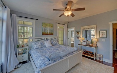 Experience lake living at its best in this beautifully crafted 4 - photo 15