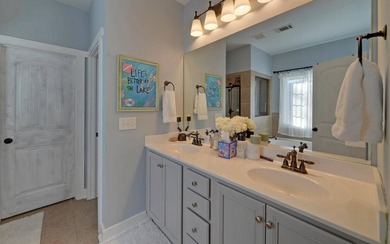 Experience lake living at its best in this beautifully crafted 4 - photo 19