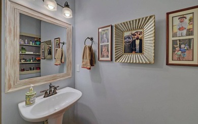 Experience lake living at its best in this beautifully crafted 4 - photo 21