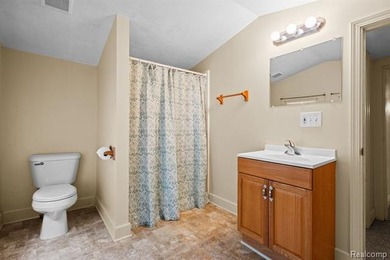 Rare opportunity to own a beautifully situated home in the heart - photo 30