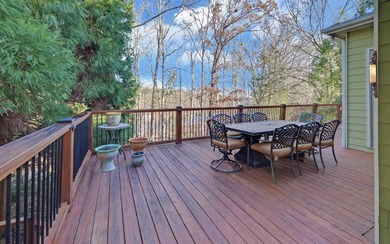 Experience lake living at its best in this beautifully crafted 4 - photo 37