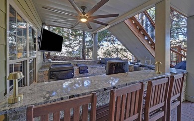 Experience lake living at its best in this beautifully crafted 4 - photo 41