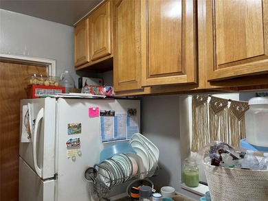 This Particular Coop Unit Is Conveniently Located In The Heart - photo 6