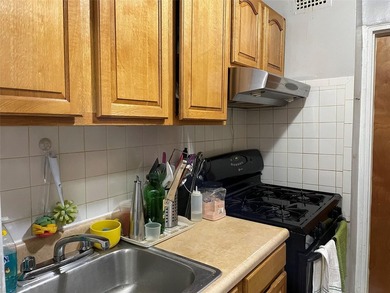 This Particular Coop Unit Is Conveniently Located In The Heart - photo 7