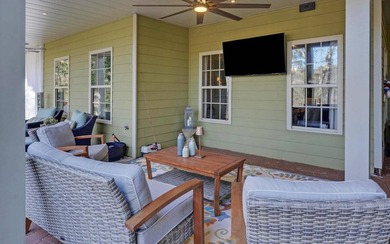 Experience lake living at its best in this beautifully crafted 4 - photo 57