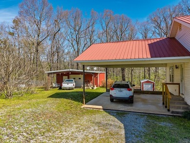 Beautiful 3BR/2BA Home on 1.3 Acres! This well-maintained home - photo 7