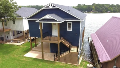 Lake Home For Sale in Jacksonville, Texas