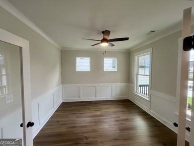 Additional listing photo 2