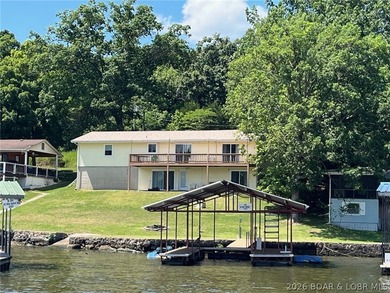 Enjoy a superb main channel view without the rough water at the - photo 27