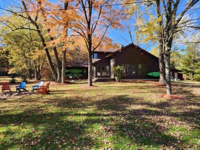 Beasley Lake Home For Sale in Waupaca Wisconsin