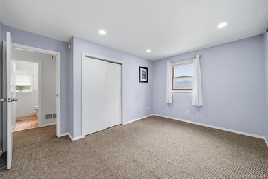 Located in the charming village of Greenwood Lake, this colonial - photo 20