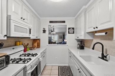 UPDATED (move right in and unpack!) 2 bedroom, 2 full bath condo