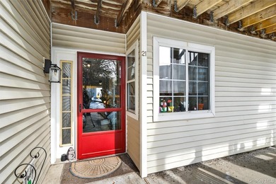 UPDATED (move right in and unpack!) 2 bedroom, 2 full bath condo