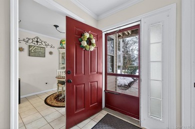 UPDATED (move right in and unpack!) 2 bedroom, 2 full bath condo