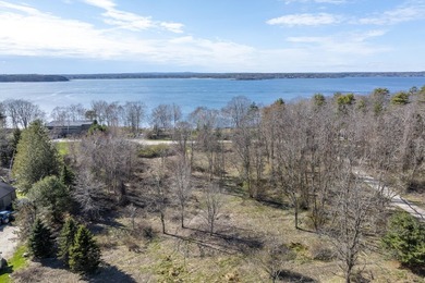 Set on an island just three miles off of Portland Maine sits an - photo 6