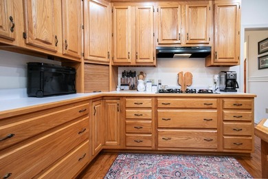 Serene, tranquil, waterfront home on 39 acres! Tree lined - photo 7