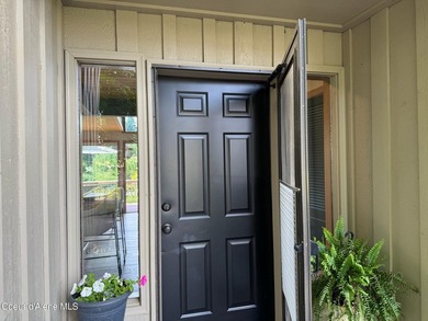 Updated townhome in a tucked-away, lovely waterfront community - photo 11