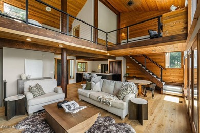 Updated townhome in a tucked-away, lovely waterfront community - photo 12