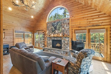 Experience refined Northwoods living in this exceptional - photo 15