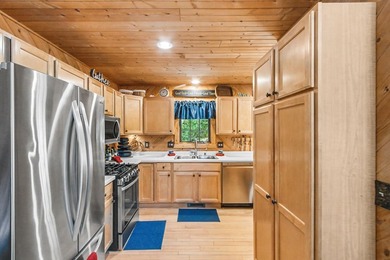 Experience refined Northwoods living in this exceptional - photo 19