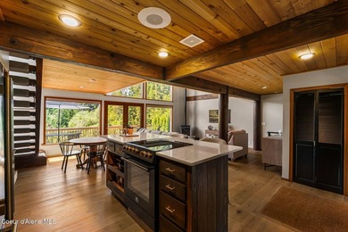 Updated townhome in a tucked-away, lovely waterfront community - photo 20