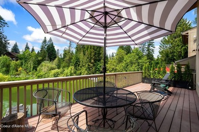 Updated townhome in a tucked-away, lovely waterfront community - photo 21