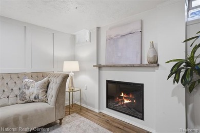 Timeless Beauty with Rare Flexible Living Space in the Heart of - photo 36