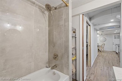 Timeless Beauty with Rare Flexible Living Space in the Heart of - photo 41