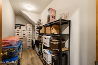 Updated townhome in a tucked-away, lovely waterfront community - photo 43