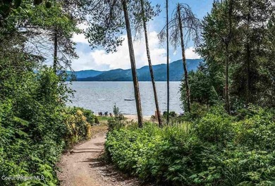 Updated townhome in a tucked-away, lovely waterfront community - photo 46