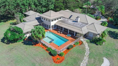 (private lake, pond, coastal) Home For Sale in Palm Beach Gardens Florida