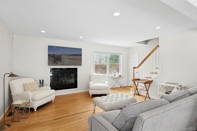 Valley Street Sanctuary Situated on a shy half-acre in a - photo 4