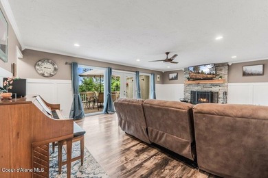 Ideally located just minutes from downtown in the highly - photo 17
