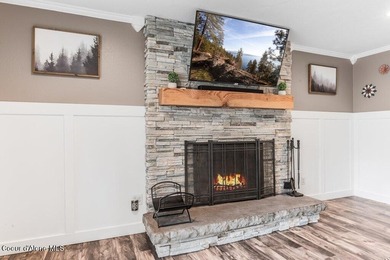 Ideally located just minutes from downtown in the highly - photo 19