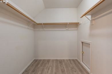 Welcome to the coveted Mansions at Summerlinn! This beautifully - photo 25