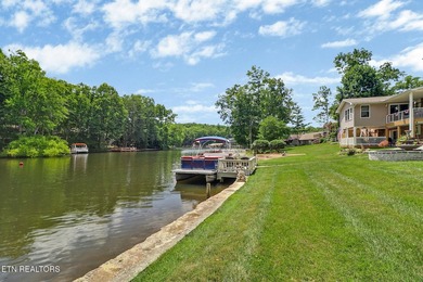 Waterfront home!! This gorgeous well cared for home is nicely - photo 26