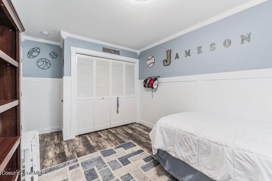 Ideally located just minutes from downtown in the highly - photo 27