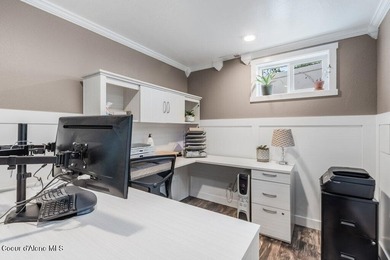 Ideally located just minutes from downtown in the highly - photo 43