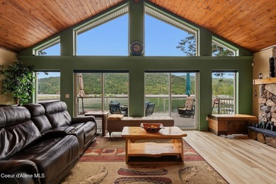 Welcome to your own private waterfront retreat! Nestled on a - photo 4