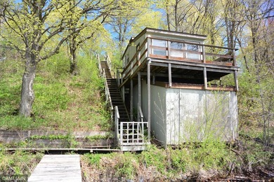 Opportunity awaits you with this 70's retro lake home. This year - photo 3