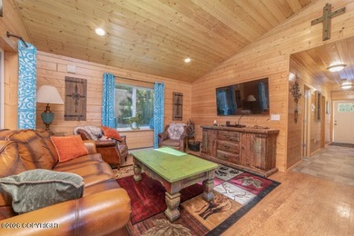 Rustic charm & modern convenience! Enjoy this spacious 2,280 sf - photo 15