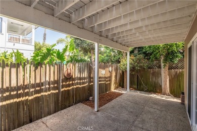 This classic Manhattan Beach charmer is the quintessential beach - photo 15